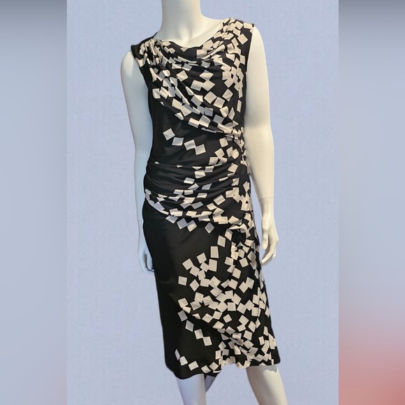 Diane Von Furstenberg Black & White Square Print Silk Ruched Dress Size US 6 - Picture 2 of 11